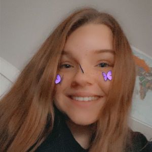 Meet your Posher, Olivia